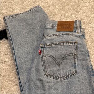 Levi's Wedgie Straight Boyfriend Jeans